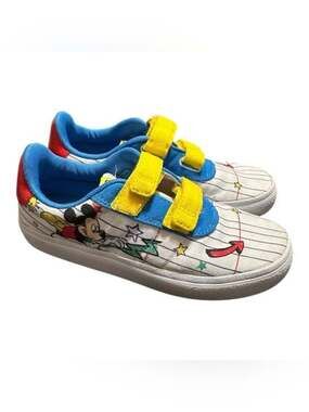 Addidas Disney Vulc Raid3R Mickey Sneakers in Size 1.5